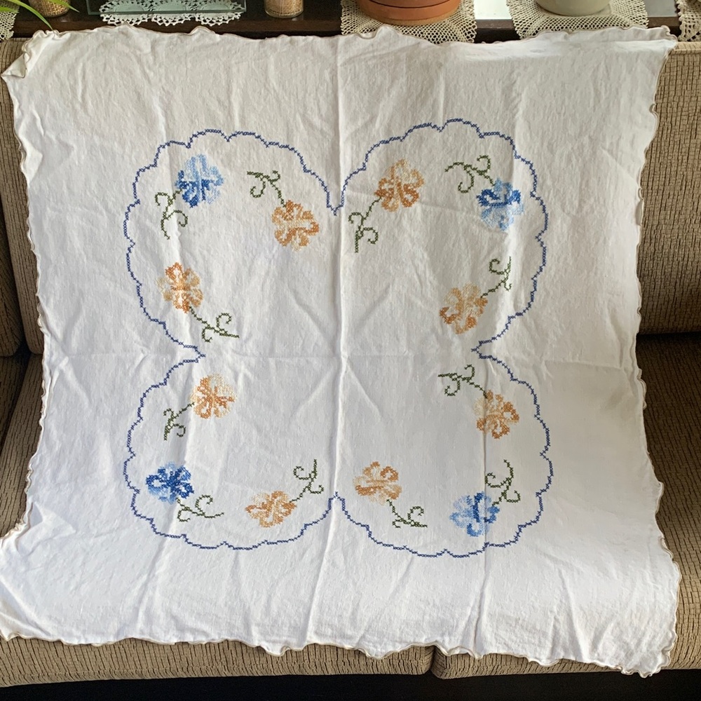Vintage Handmade Embroidered Floral Square Tablecloth